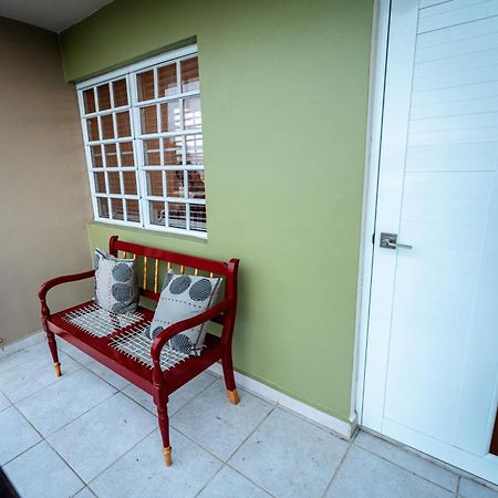 Beautiful 2BR apartment with Jacuzzi&Parking Ponce Bagian luar foto
