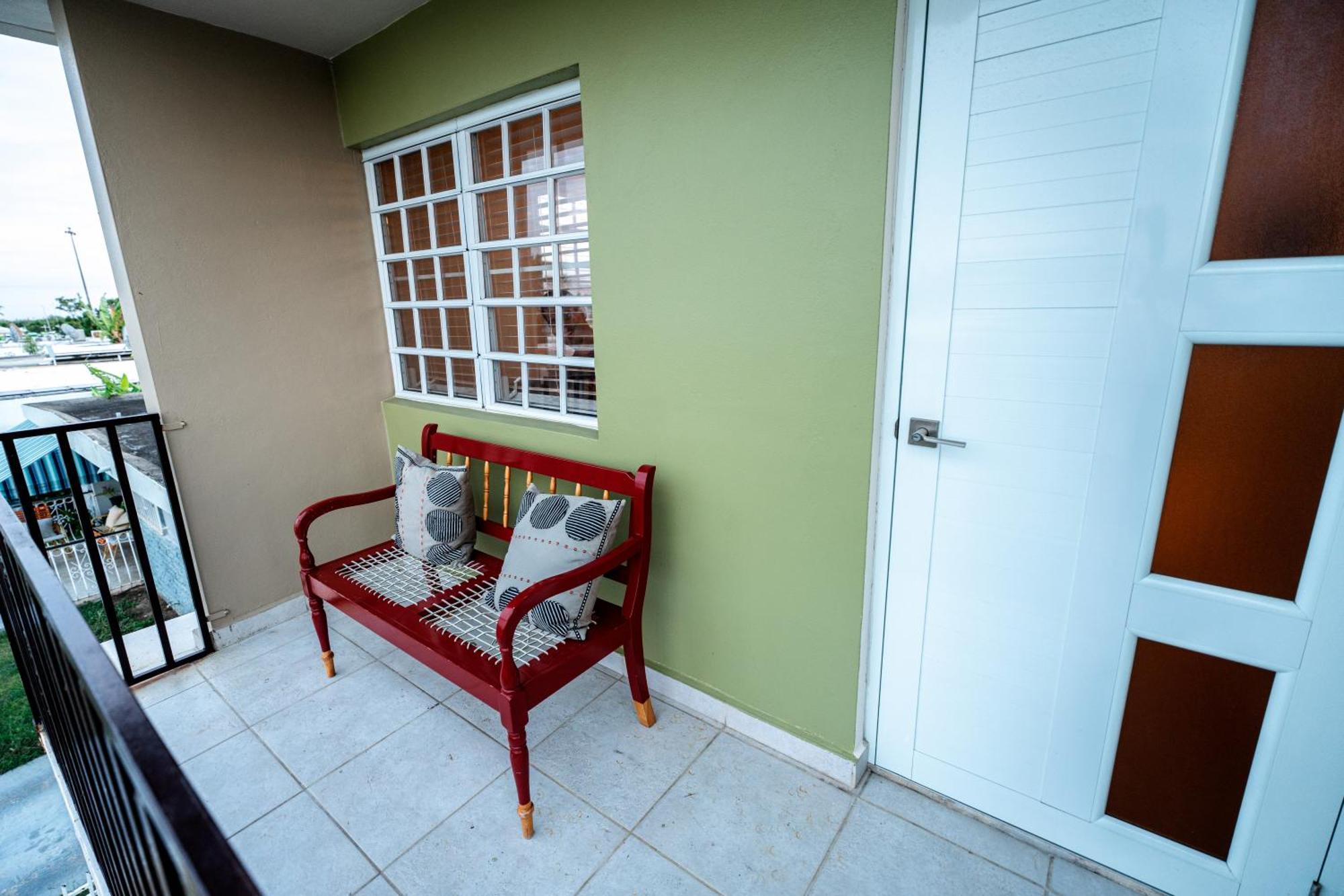 Beautiful 2BR apartment with Jacuzzi&Parking Ponce Bagian luar foto